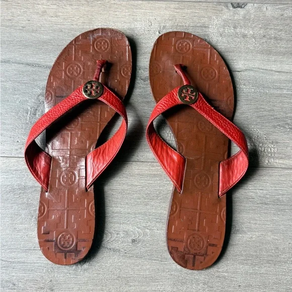 Tory Burch Red Leather Flip Flops Size 9 - Picture 5 of 10